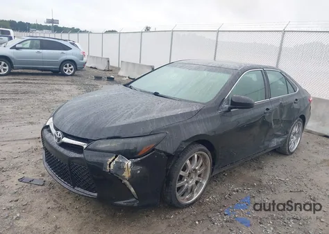 2015 Toyota Camry Se z USA, uszkodzony, nr VIN 4T1BF1FK4FU015636